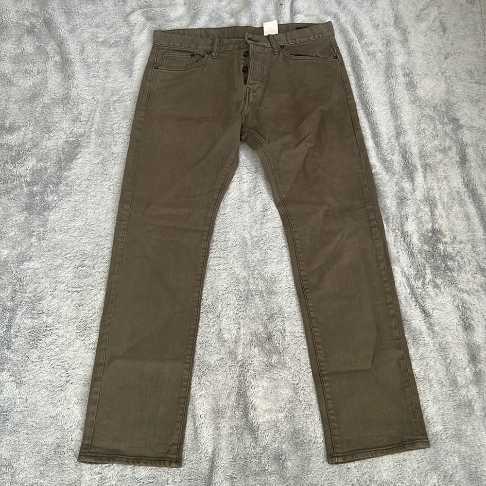 Men’s olive jeans